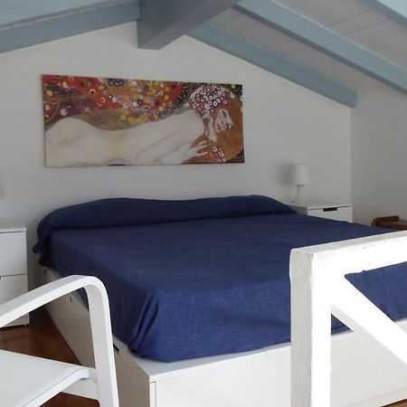 Il Liberty Di Emilia Villa Mondello Bagian luar foto