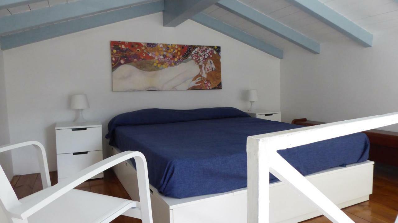 Il Liberty Di Emilia Villa Mondello Bagian luar foto